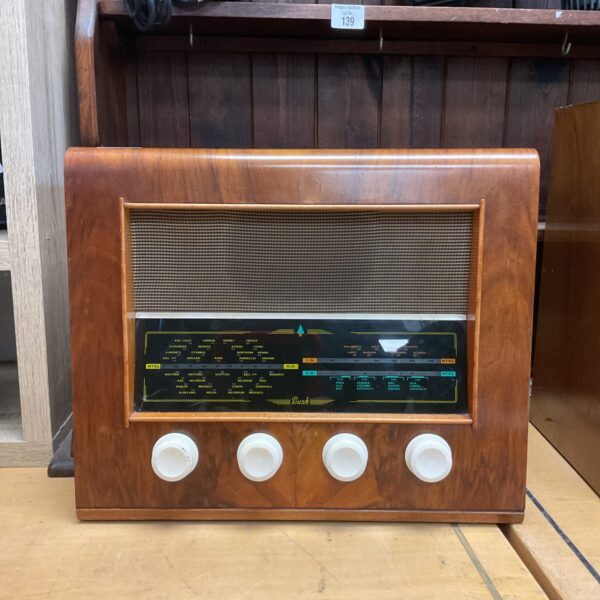 Vintage Bush AC41 valve radio in wooden cabinet.