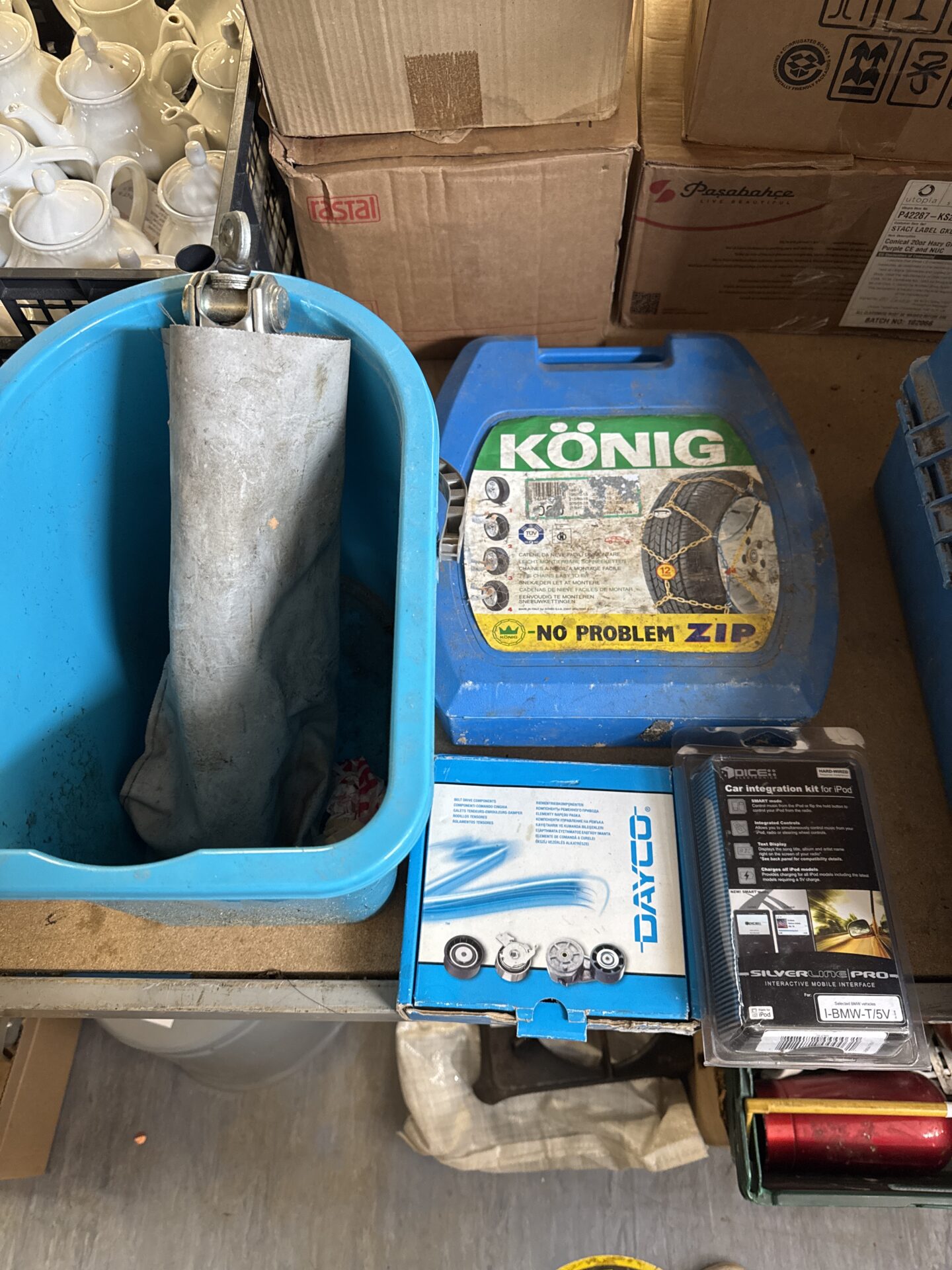 1161 Bucket of motoring related items