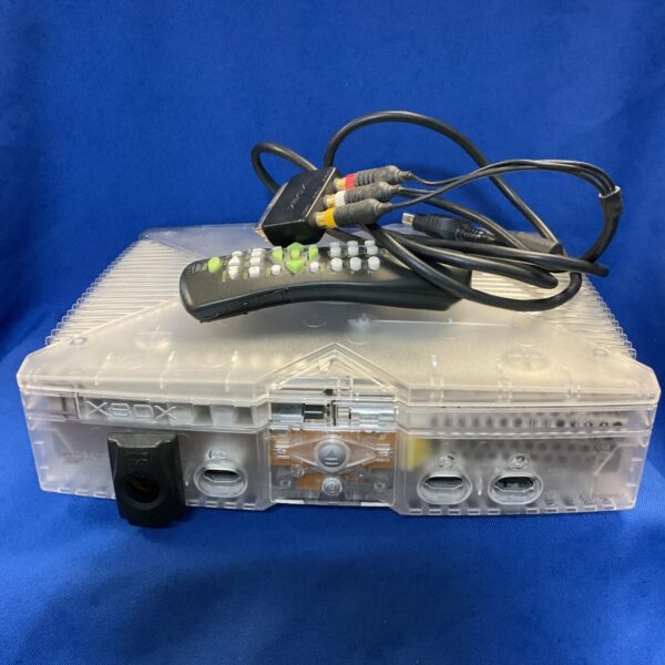 Front view of the original crystal Xbox Series 1 console.