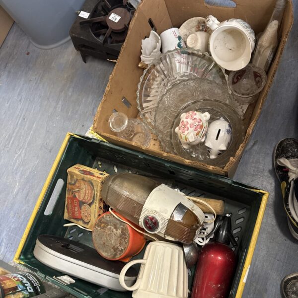 Mixed house clearance lot with vintage ceramics and household items.