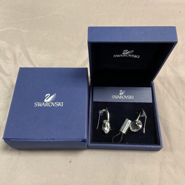 Sparkling Swarovski crystal dangle earrings, elegant fashion jewellery.