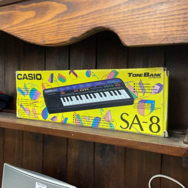Vintage Casio SA-8 keyboard, 80s mini keyboard for sale.