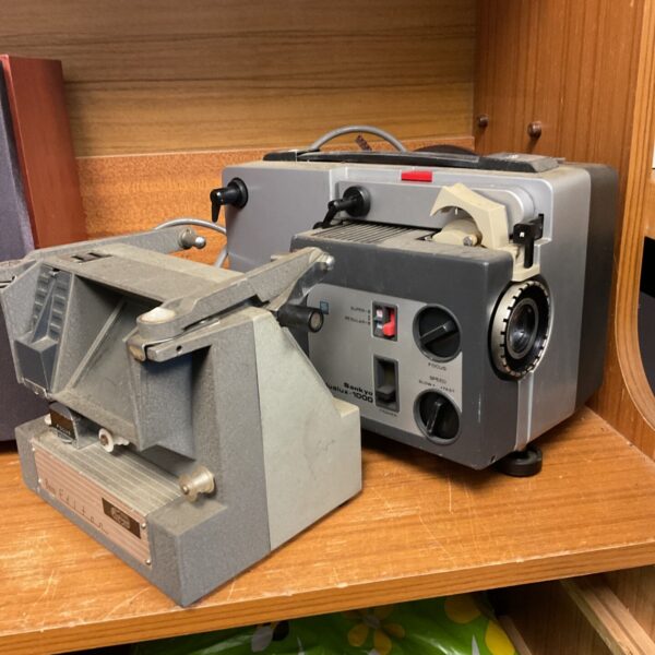 Vintage Sankyo Dualux 1000 8mm film projector with editor.