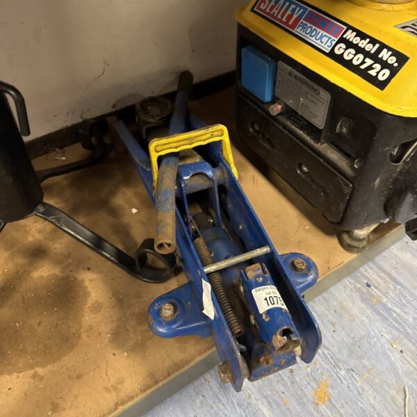 Blue Sealey GG0720 2 ton trolley jack for vehicle maintenance.