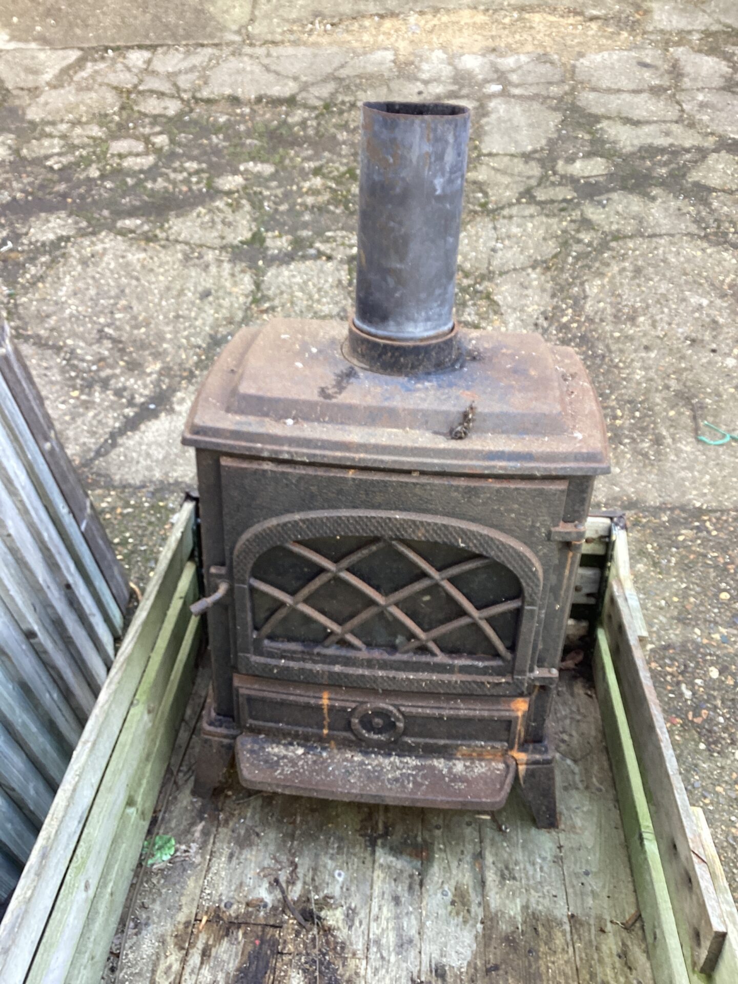 1192 Wrought Iron gas Wood burning stove