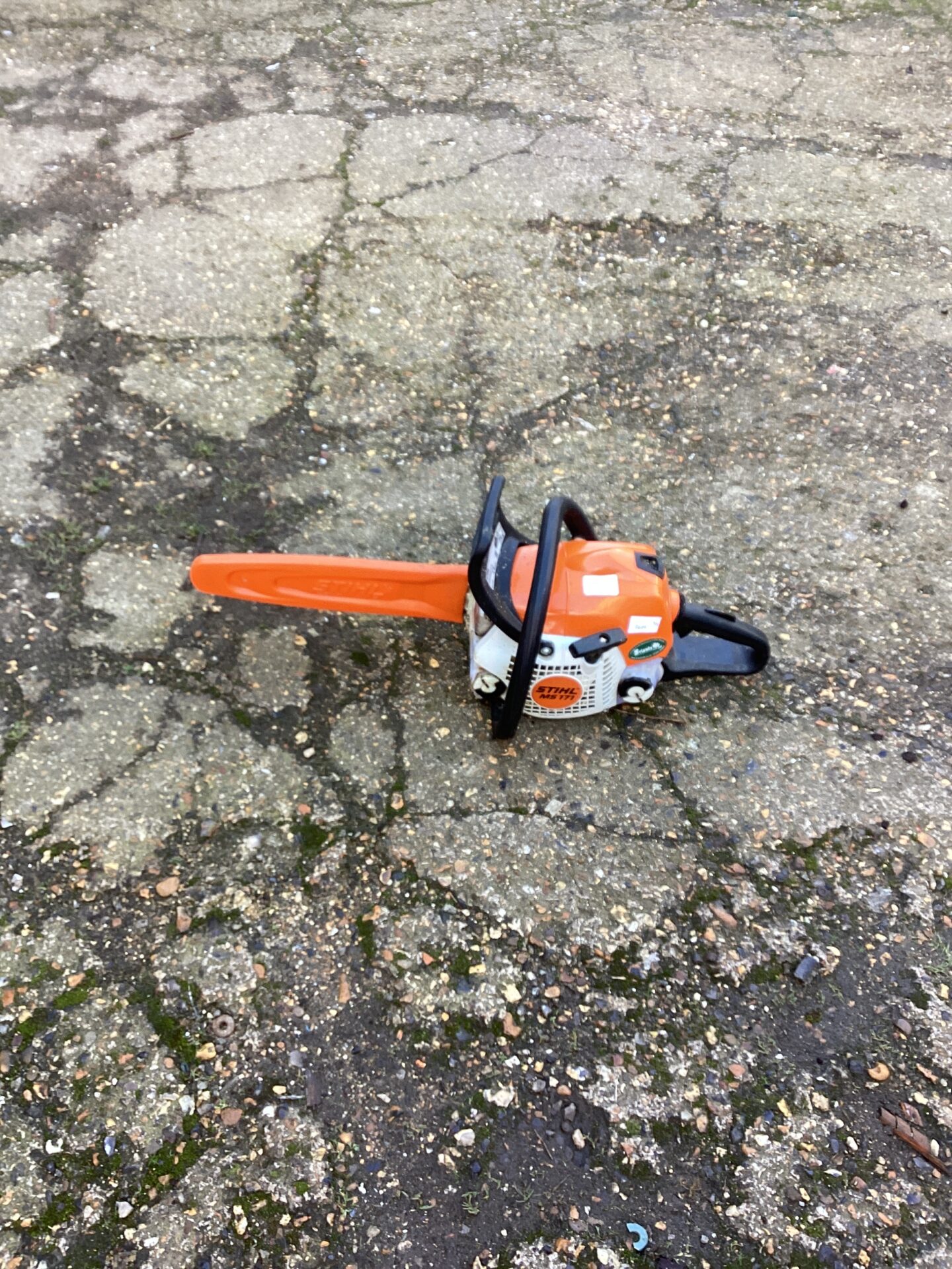 1220 Stihl MS171 petrol chainsaw