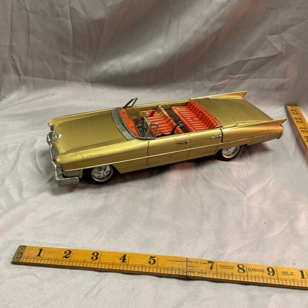 Vintage Bandai Tinplate Battery operated cadillac