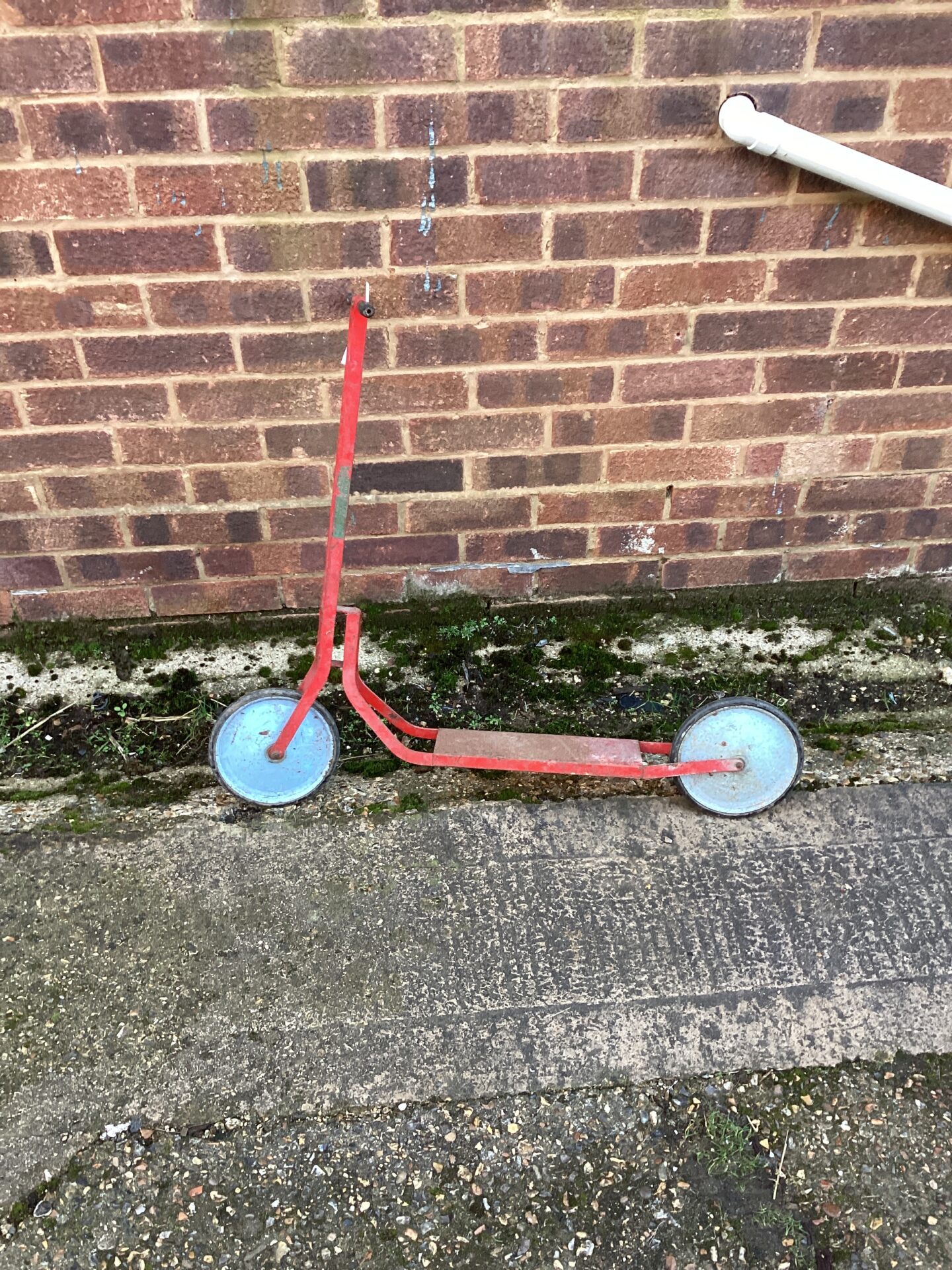 1284 Vintage Childs Scooter