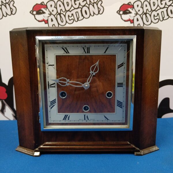 Vintage Smiths Art Deco mantle clock from 1922 with Westminster chime.