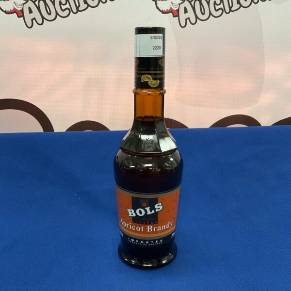 Sealed bottle of Bols Apricot Brandy liqueur for collectors.