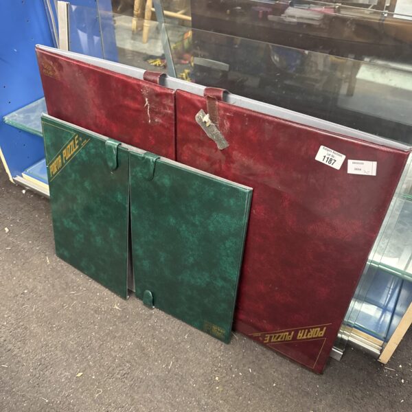 Vintage Porta Puzzle jigsaw folder for puzzle storage and transport.