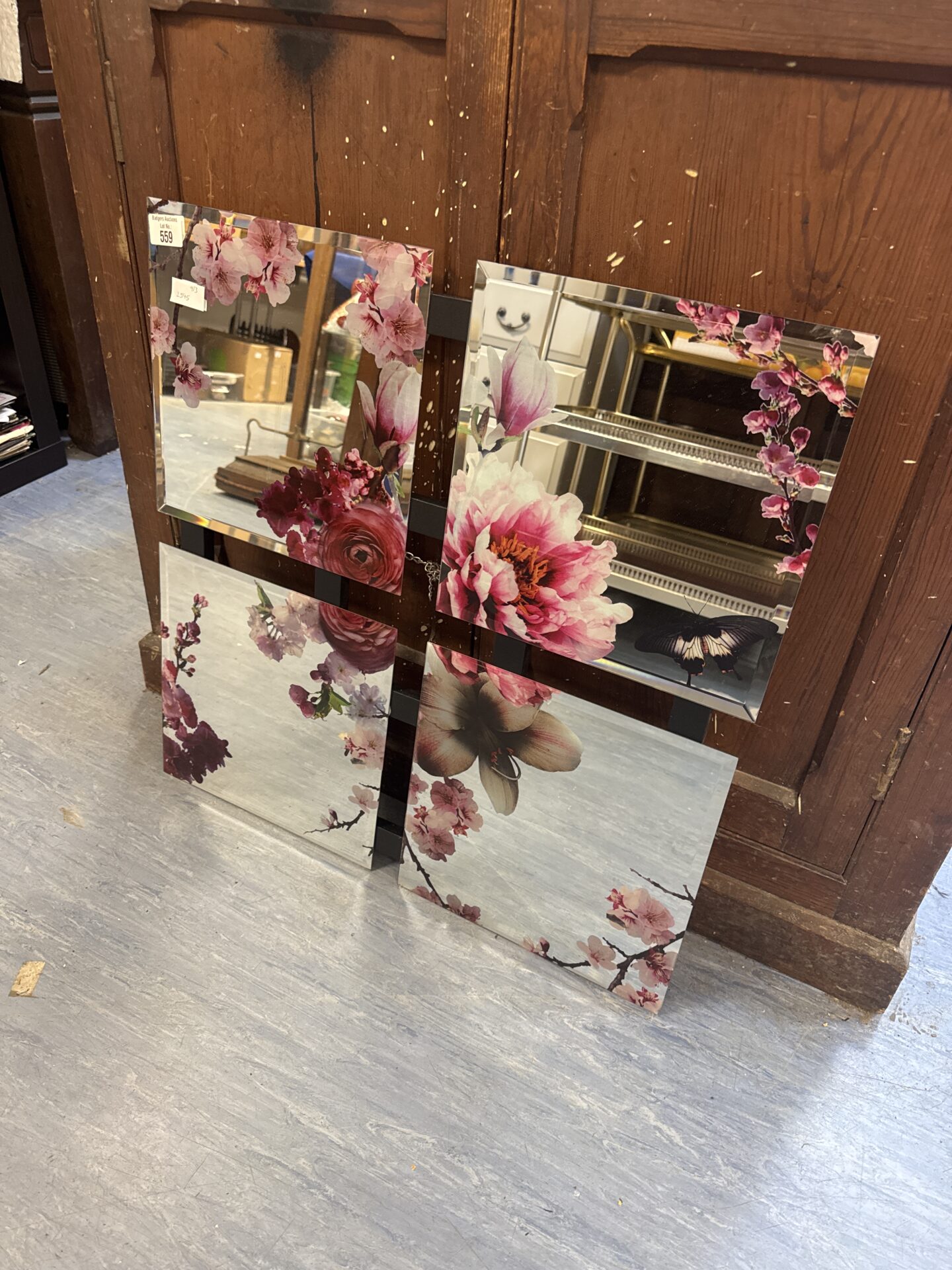 559 Floral patterned bevel glass quadrant mirror 25” x 25”