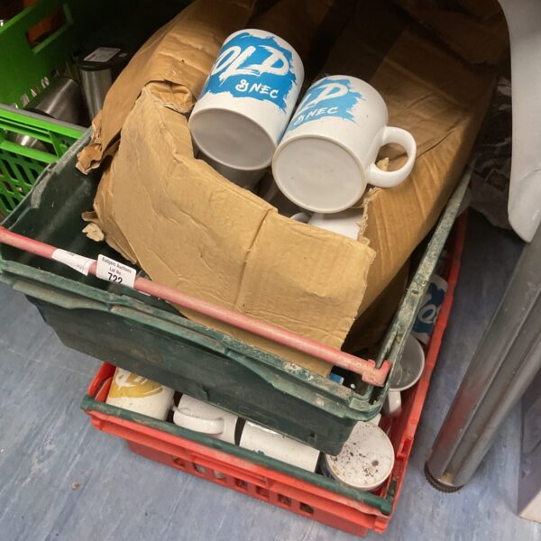 Lot of vintage Bold & Nec branded ceramic mugs.