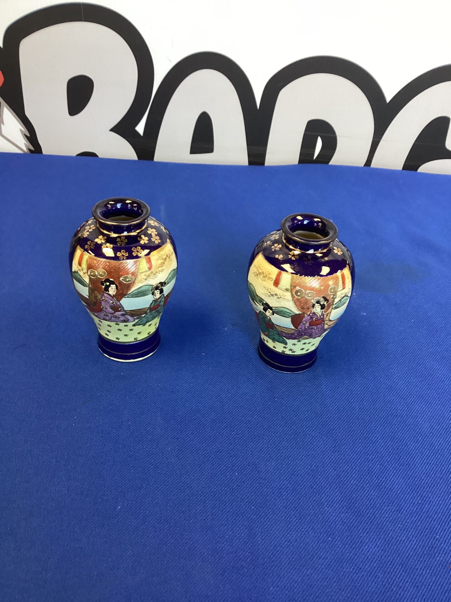272 Two small Japanese satsuma vases
