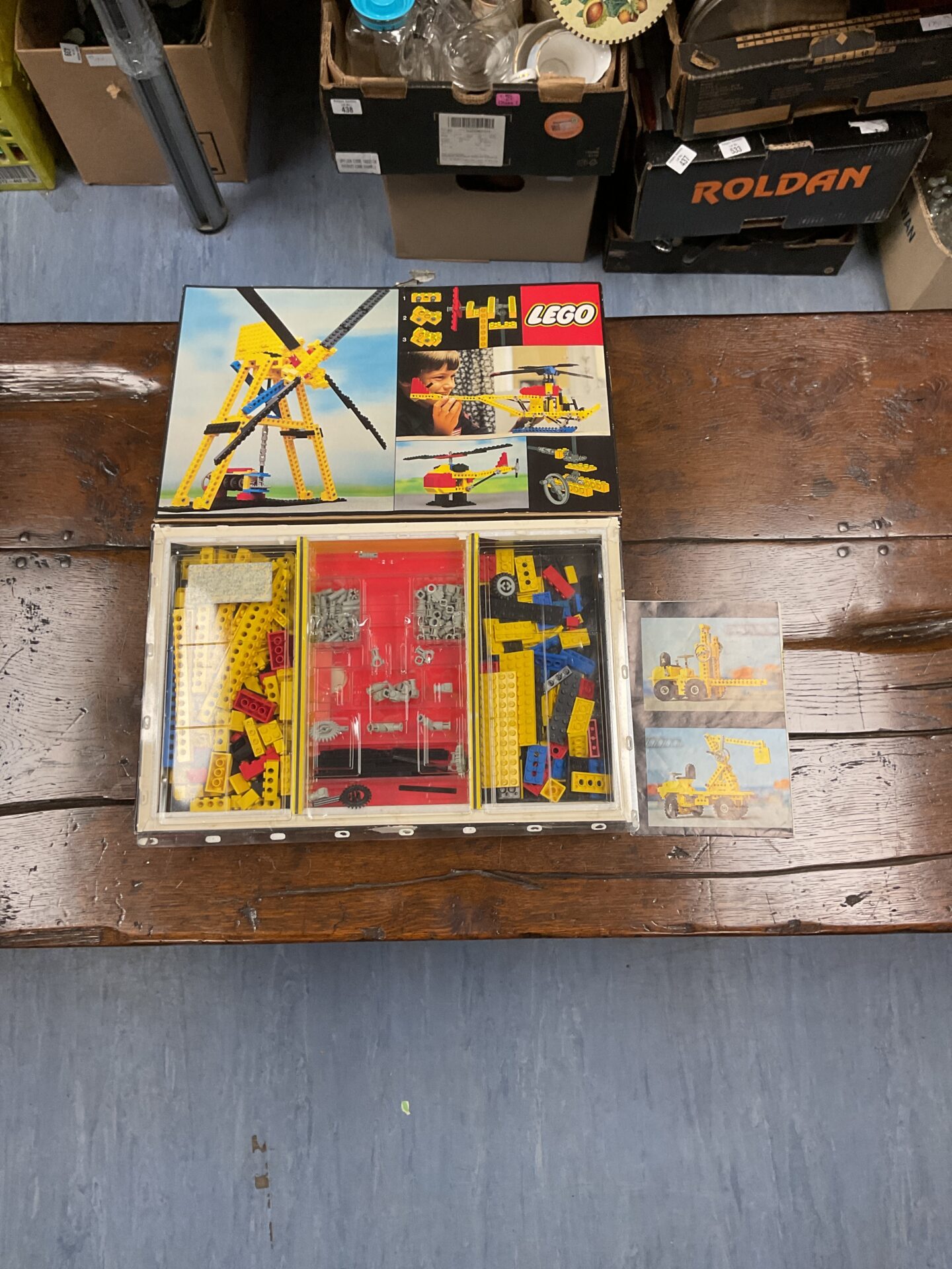 332 Vintage Lego technic set with manual