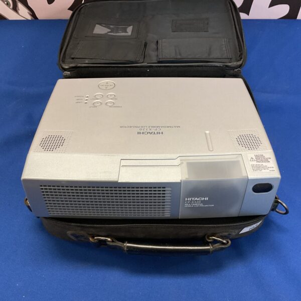 Hitachi CP-X320 multimedia projector for presentations and home use.