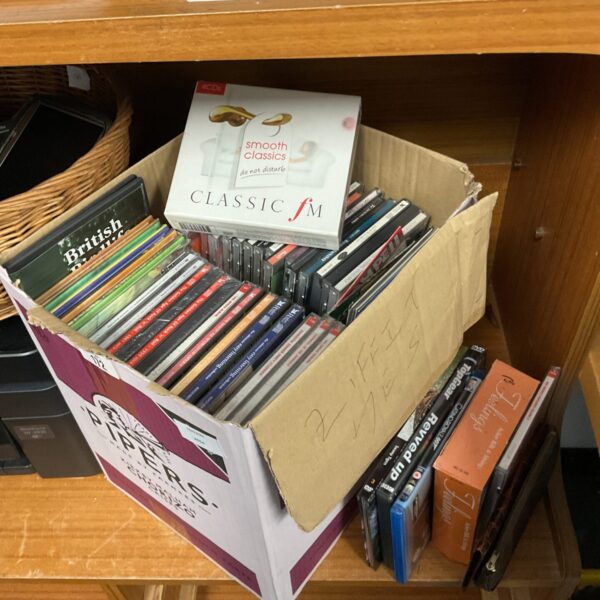 Mixed lot of music CDs including a Classical FM box set.