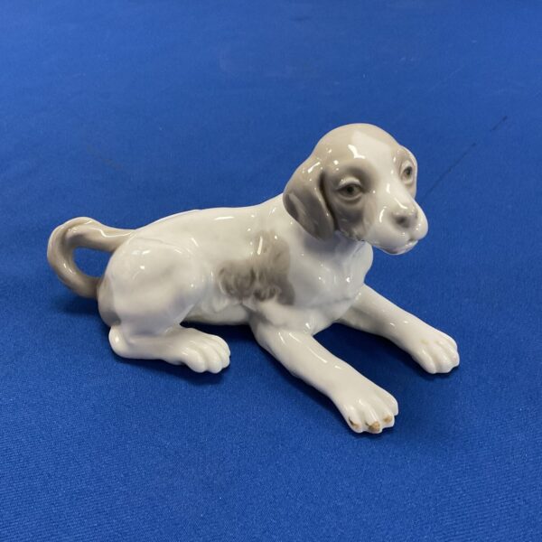 Adorable Nao porcelain puppy dog ornament for collectors.