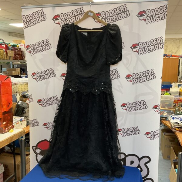 Black Scott McClintock gothic dress, size 10, elegant formal wear.