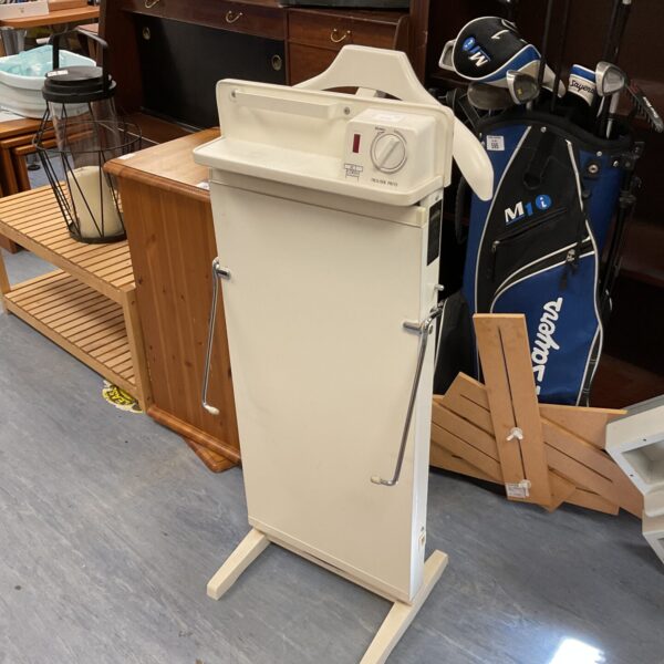Vintage Corby trouser press in good condition.