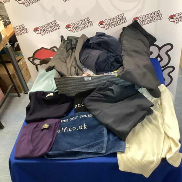 Mixed lot of golfing clothing including Lyle & Scott and Oxfordshire Golf Club items.