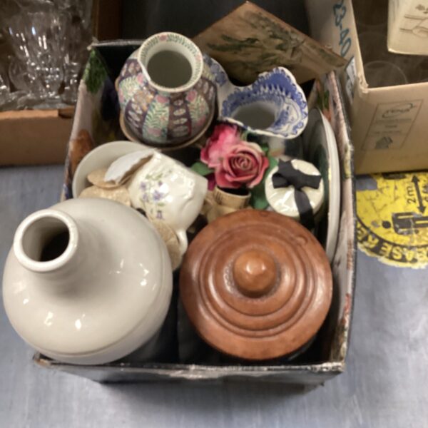 Mixed lot of vintage ceramic vases and jugs with wooden lid.