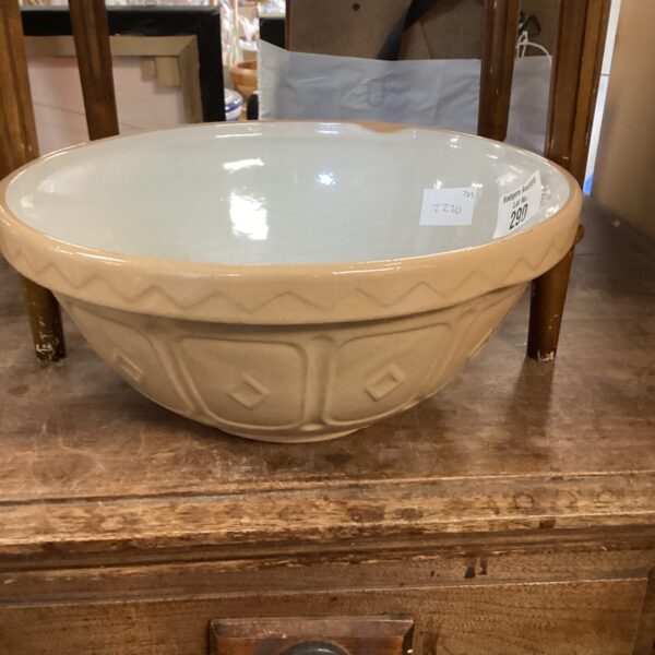 Large 18 inch vintage Mason & Cash mixing bowl.