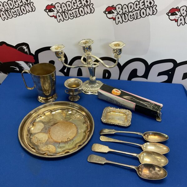 Vintage silver plate mixed lot featuring a traditional tankard.