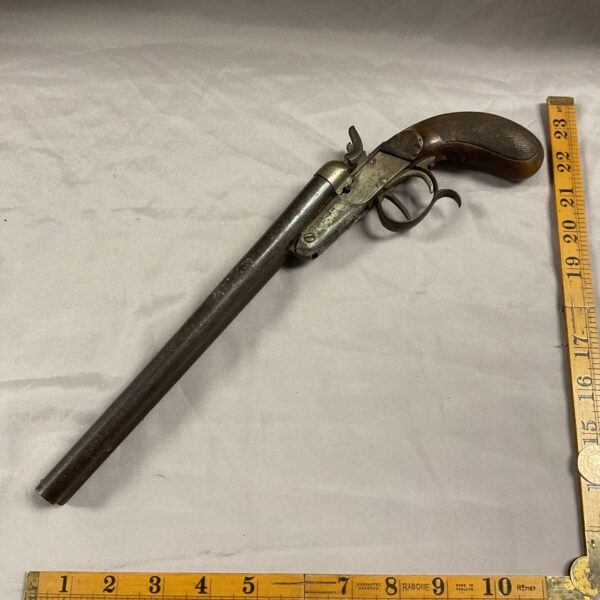 Vintage percussion pistol, antique firearm for collectors and display.