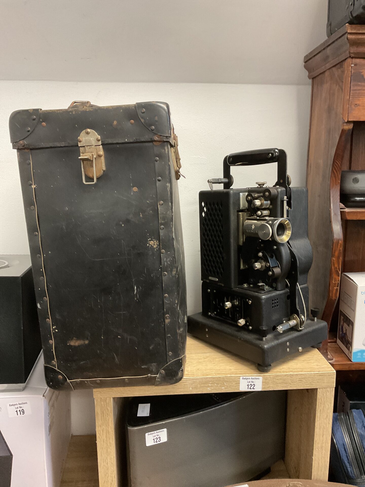 122 Vintage siemens cinefilm projector