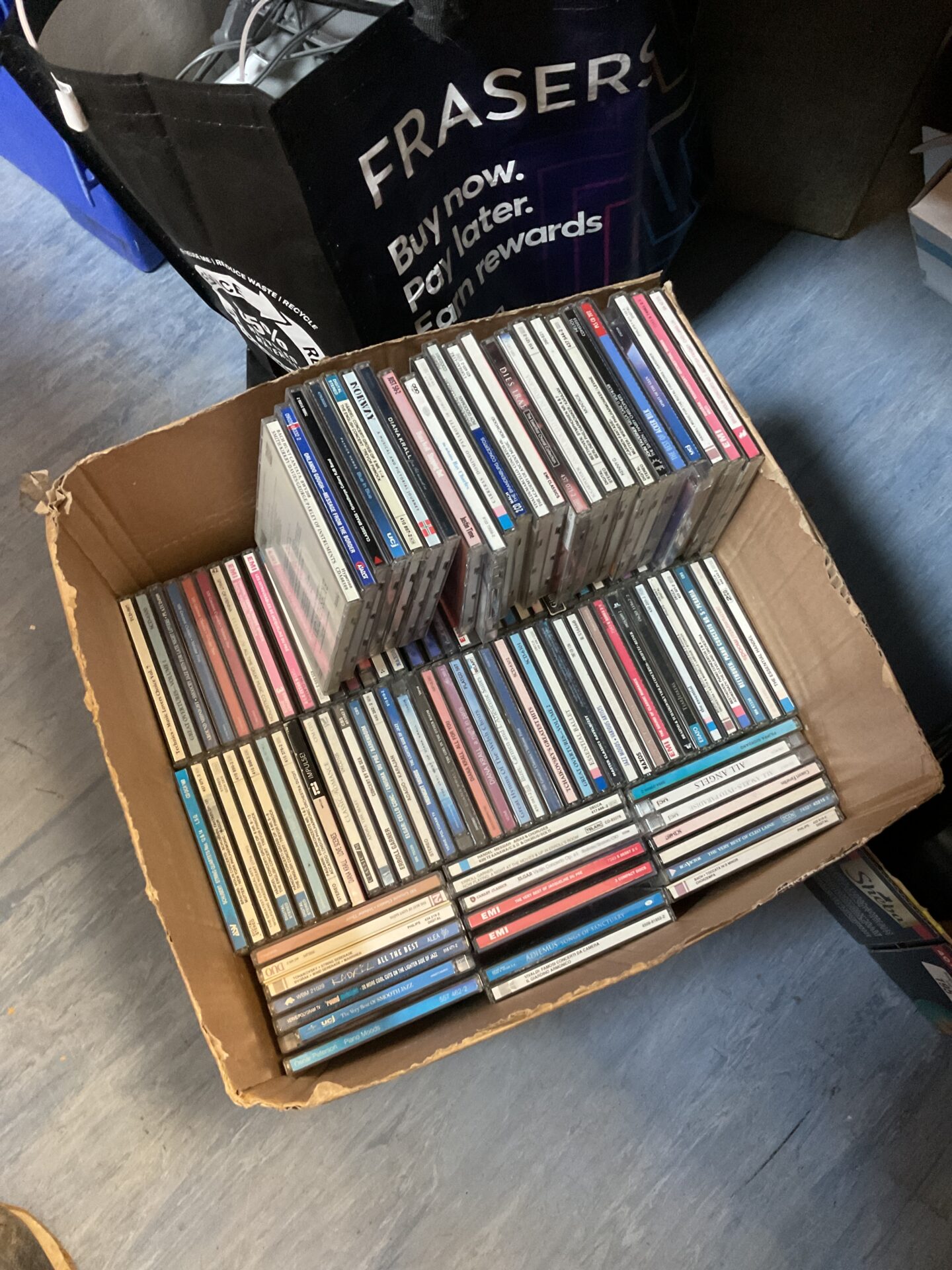 194 Box of of music cds