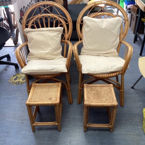 Vintage bamboo conservatory set with chairs and side tables.