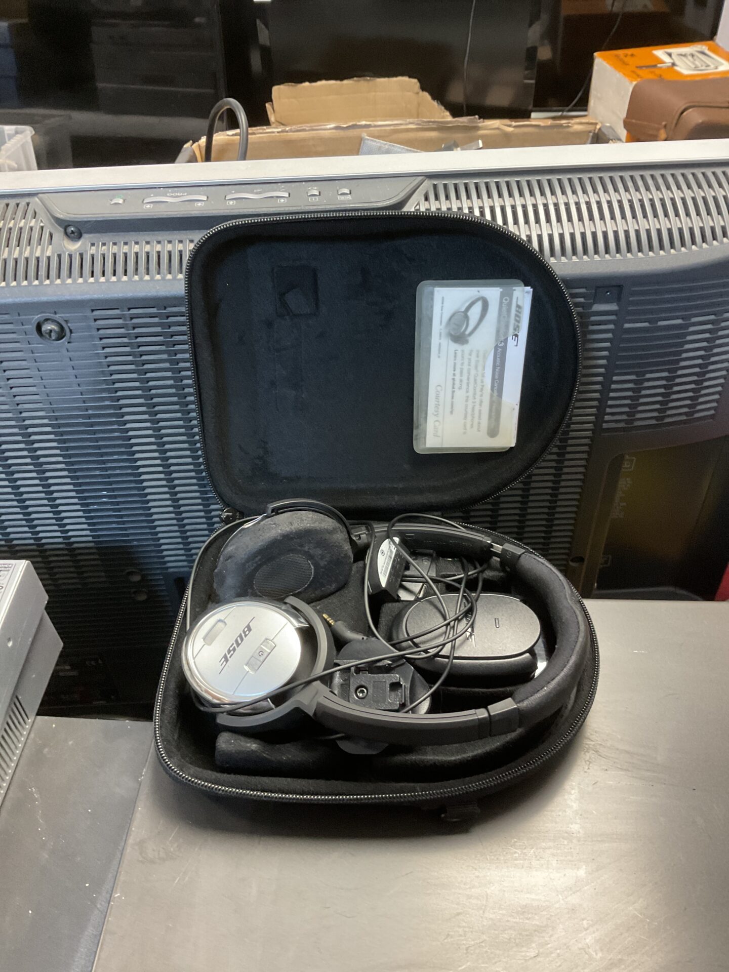 203 Pair of bose quiet control 3 headphones