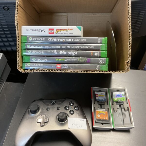 Xbox One controller and Nintendo DS games in a lot.