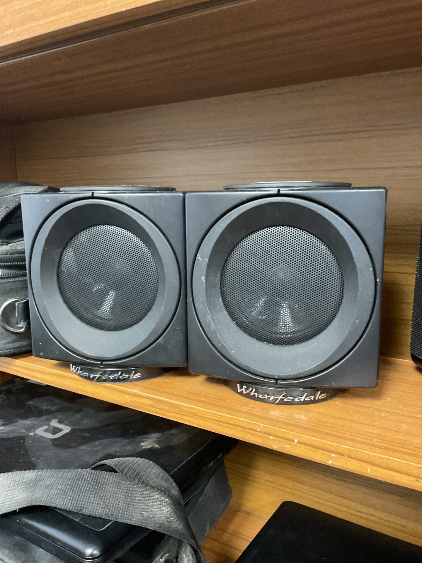 234 Pair of wharfdale modus speakers