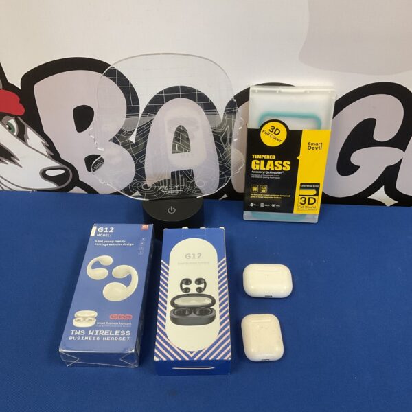 Wireless earbuds G3 in packaging, Bluetooth headphones for sale.