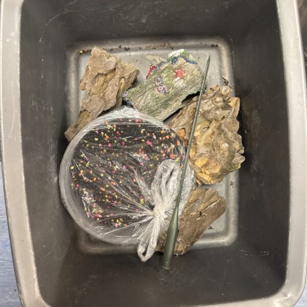 Fish tank ornaments and substrate lot for aquarium decoration.