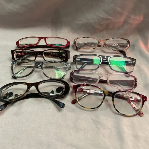 Ladies glasses lot including Prada frames, a collection of eyewear.