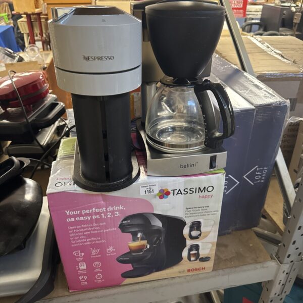 Untested coffee machine lot including Nespresso, Bellini, and Bosch Tassimo.