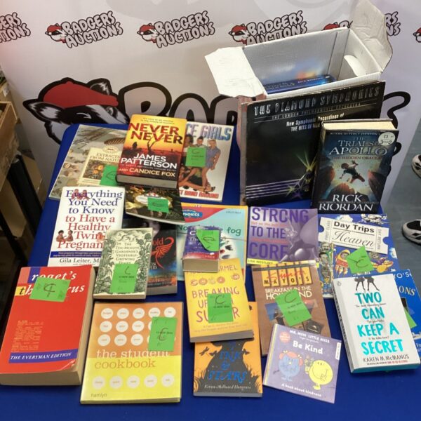 Overview of a mixed book lot with various titles.