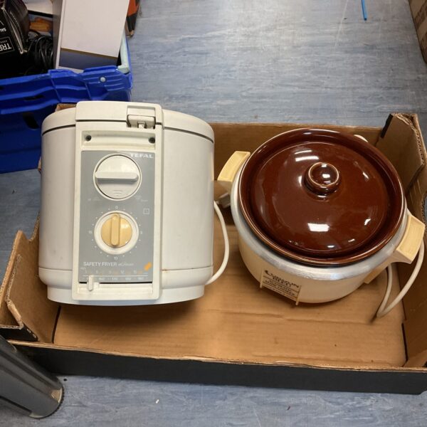 Vintage Tefal fryer and Cordon Bleu slow cooker in cream.