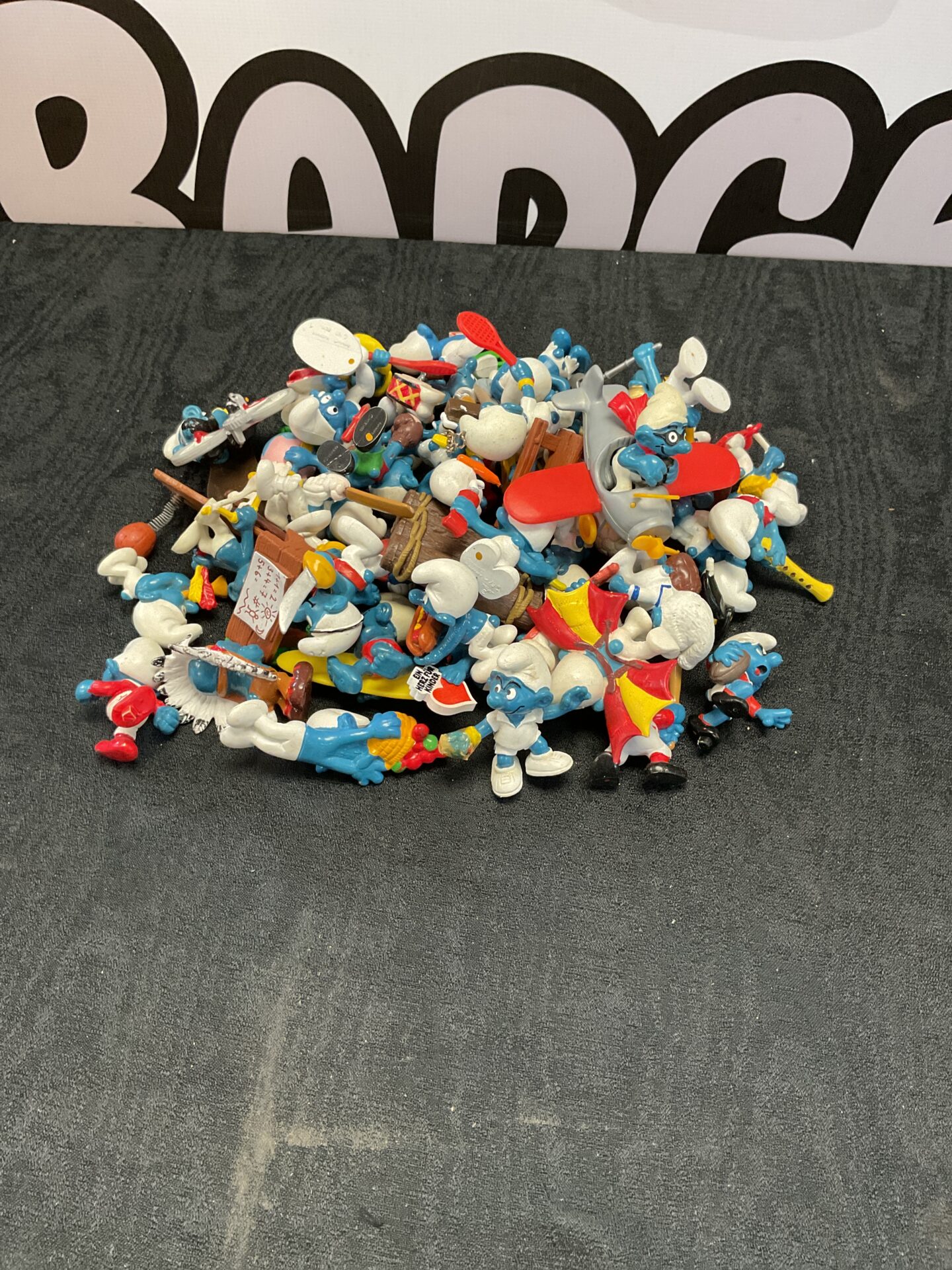 443 Collection of vintage schleich smurfs figurines