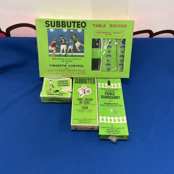 Vintage Subbuteo Continental Edition boxed set with teams and accessories.