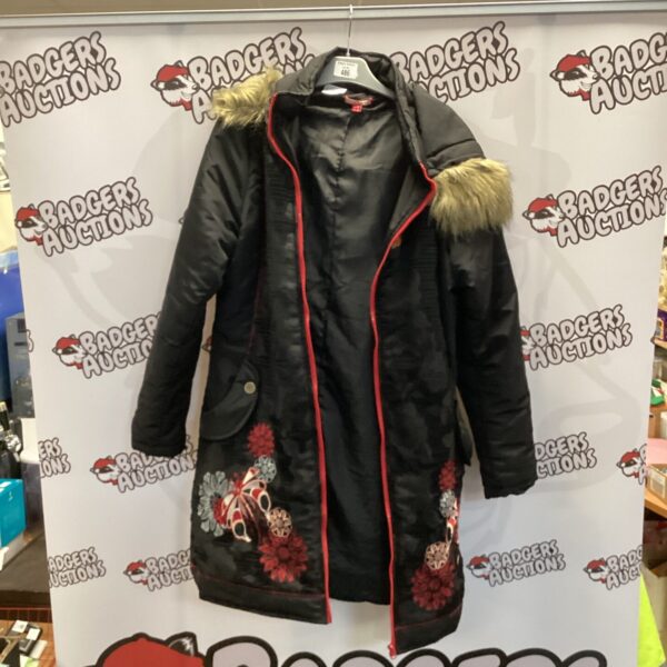 Vintage Chinese parker coat with floral embroidery and faux fur trim.