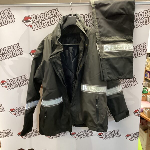 Black Elka safety jacket and trousers size L with reflective strips.