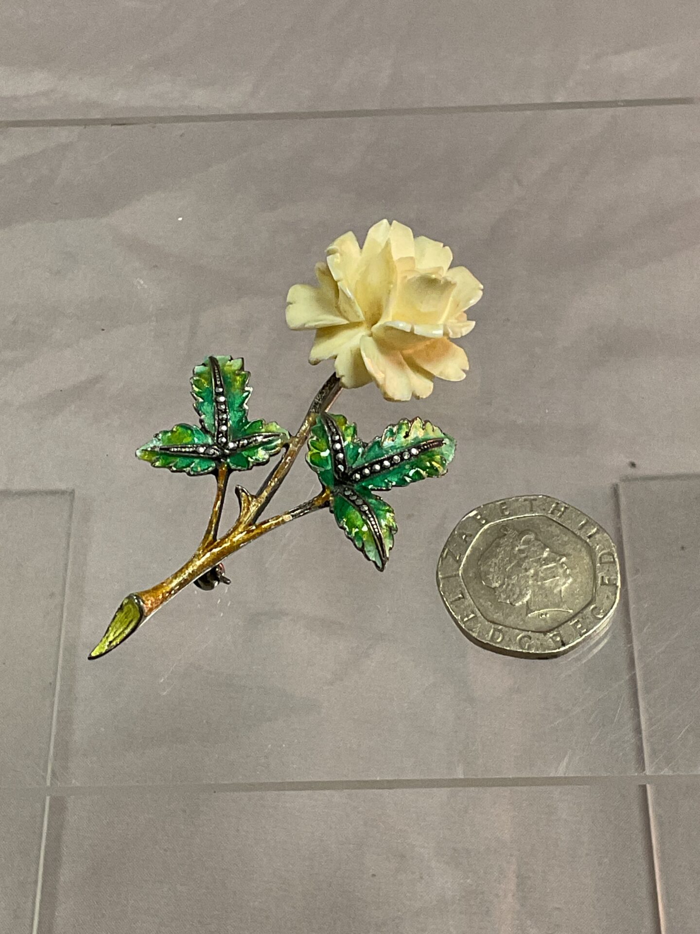 926 hallmarked silver enamelled Marcasite rose brooch
