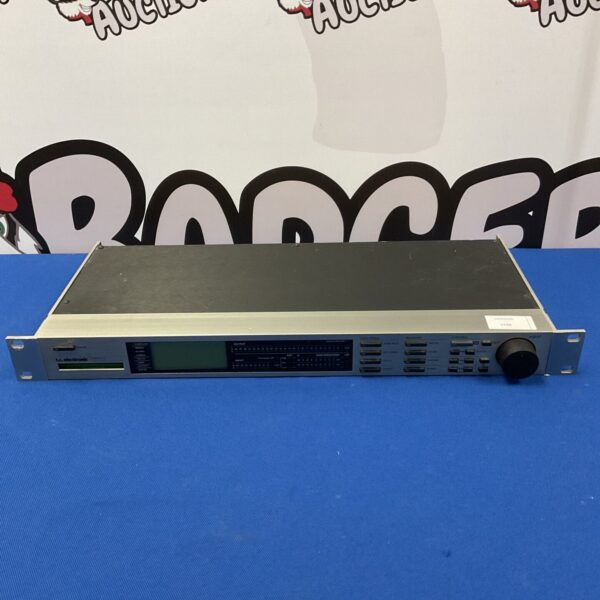 dbx 160 Digital Broadcast Maximizer audio processor, front panel view.