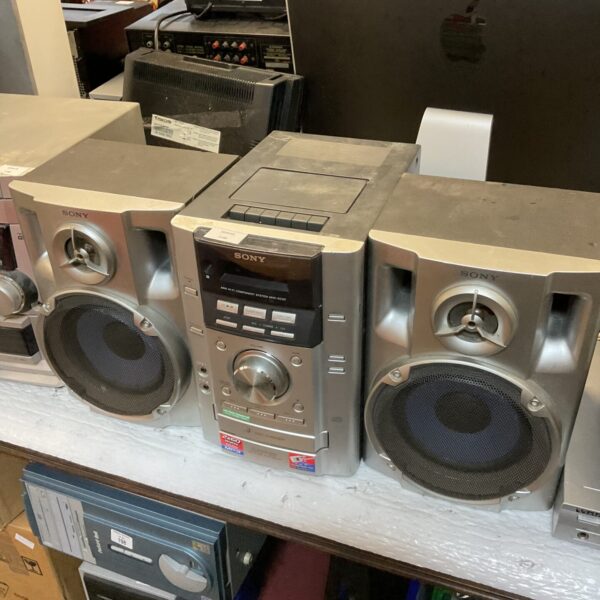 Vintage Sony MHC-EC50 hi-fi stereo system with cassette deck and CD player.