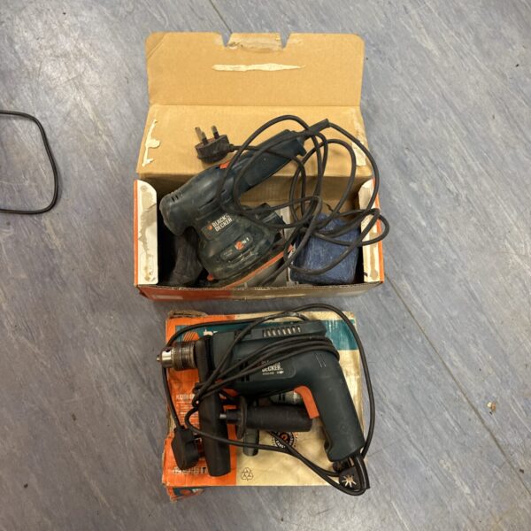 Black & Decker drill and sander set for spares or repair.