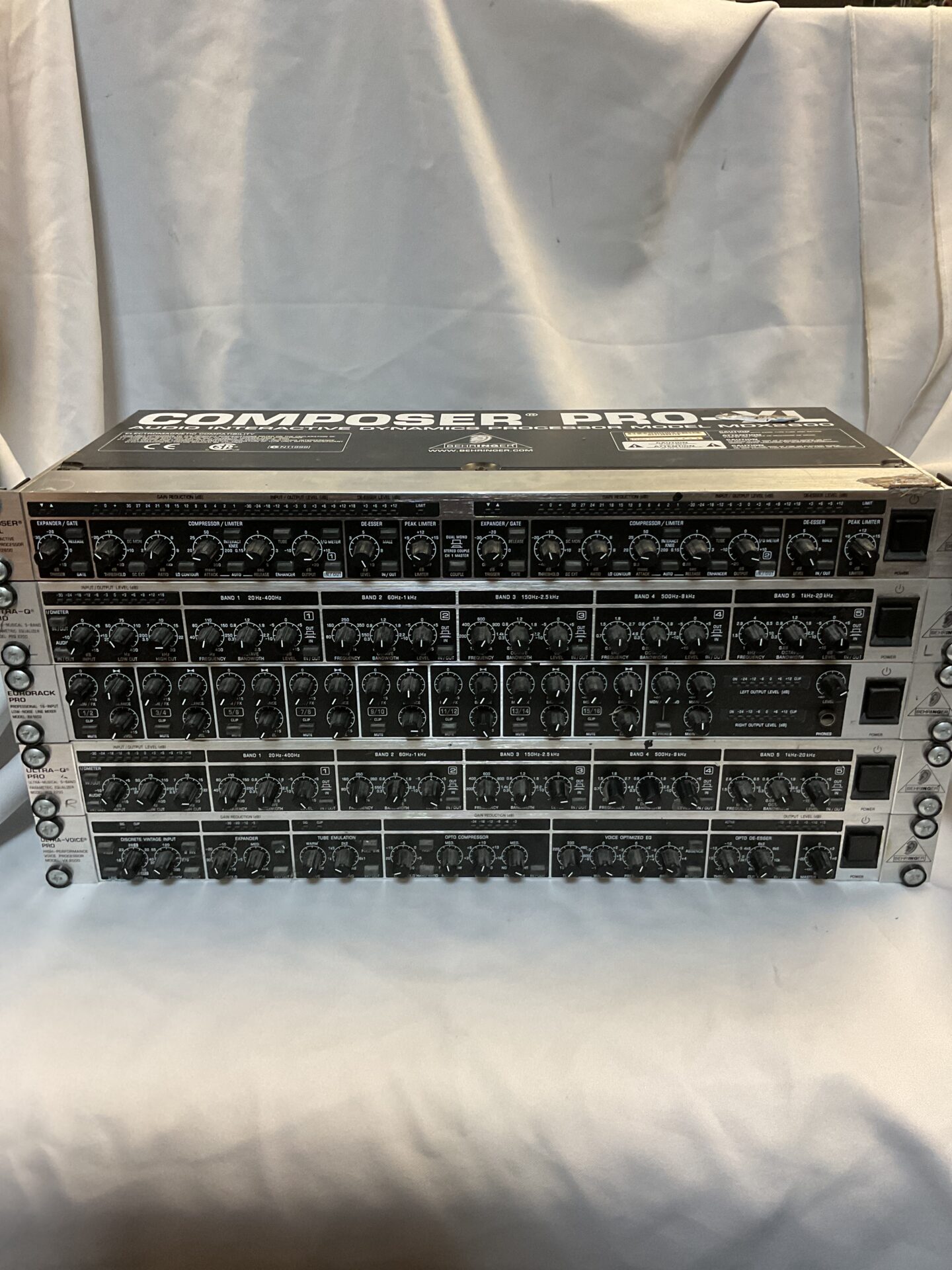 193 Behringer composer pro xl, 2x ultra-q pro, eurorack pro & ultra voice pro